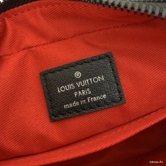 BAG LOUIS VUITTON MESSENGER UTILITY 0103